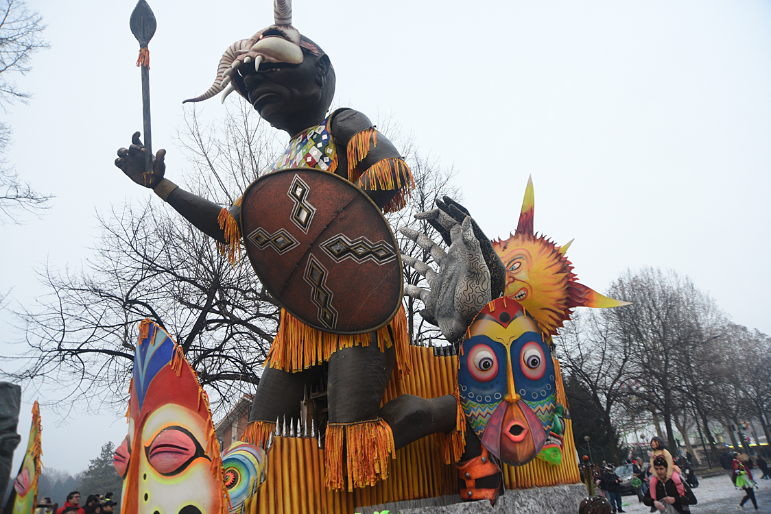Sfilata carri Carnevale di Torino_439.jpg
